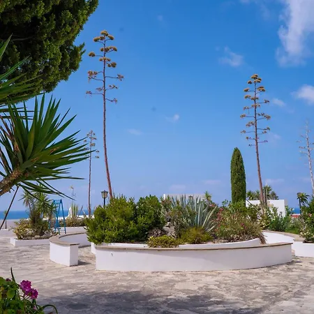 Aetheria 3br Apartment Klorakas