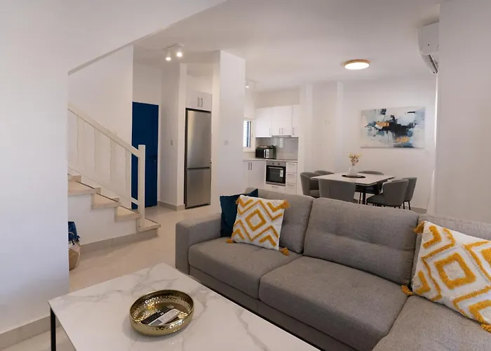 Aetheria 3br Klorakas